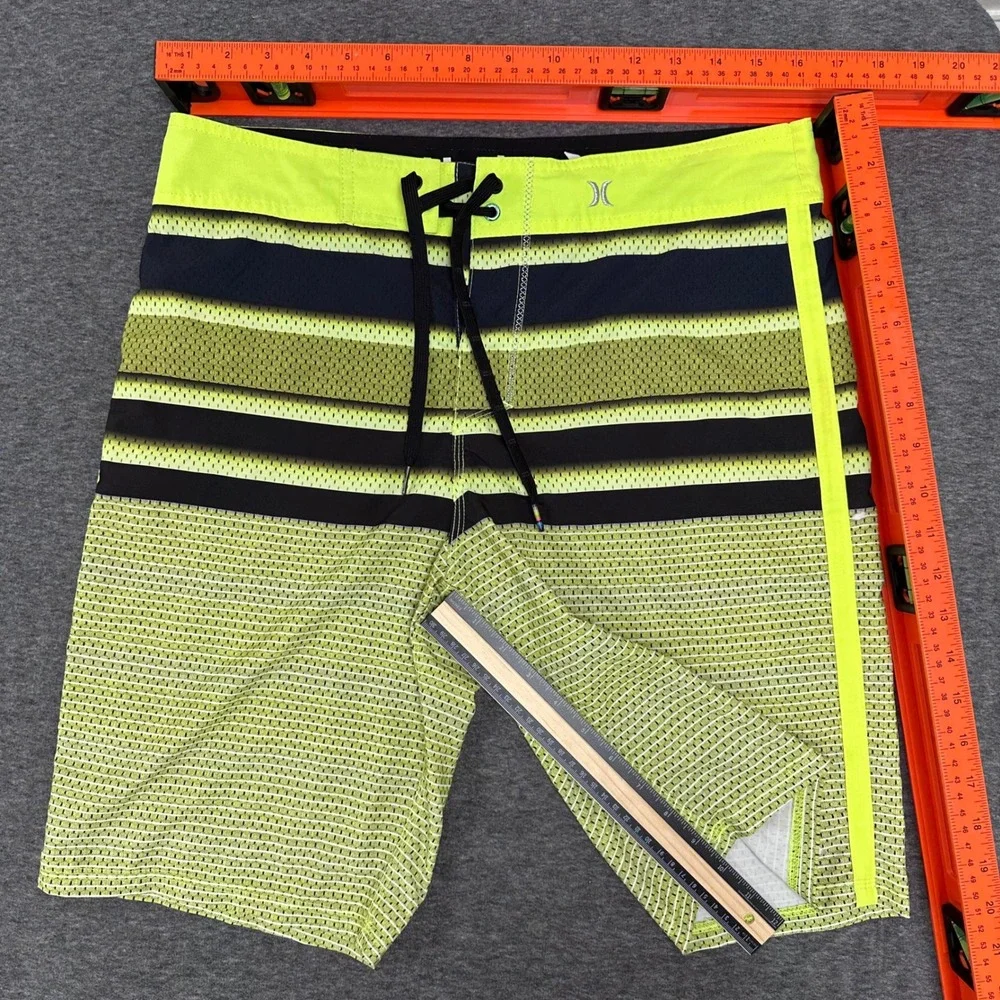 Hurley Phantom Board Shorts Swim Trunks Striped Neon Green Accents‎ Size 31